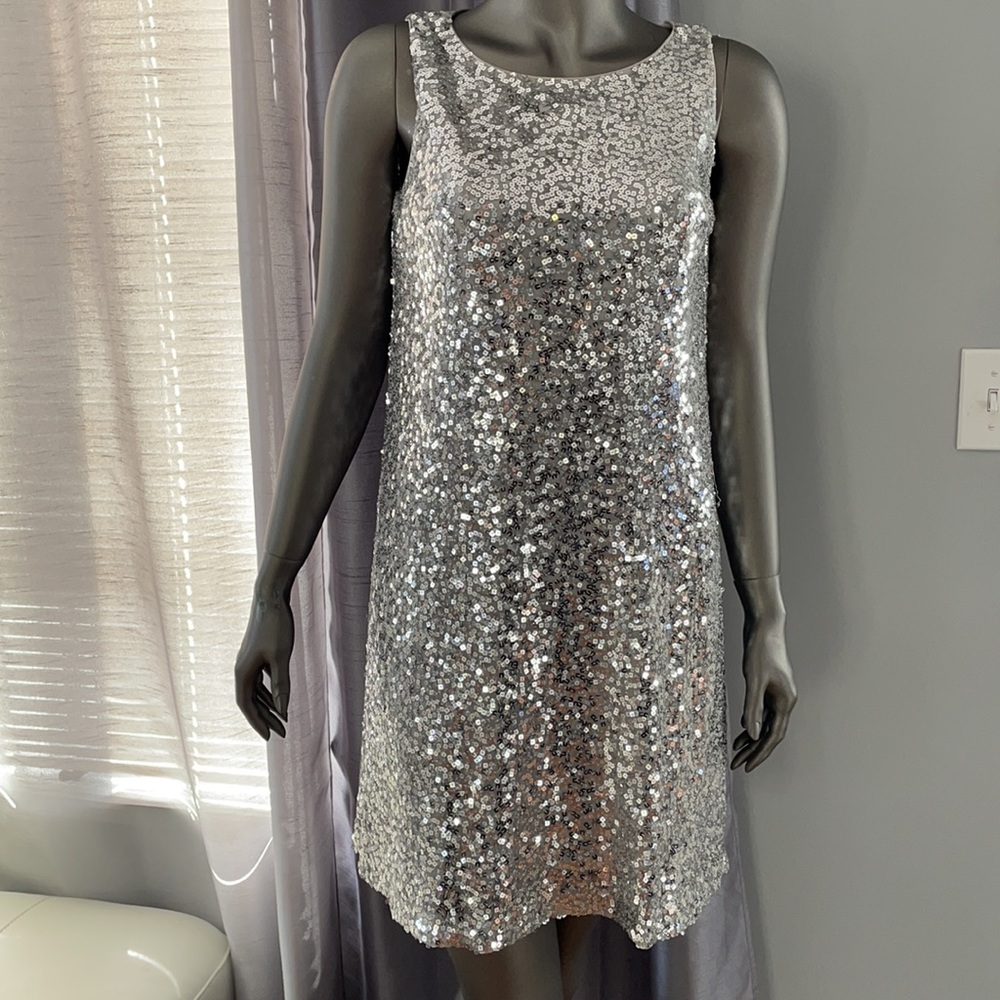 Nine West silver sequin dress. Size 4.